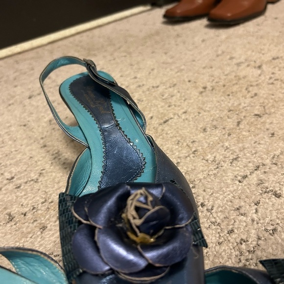 Bruno Karol size 42 (11.5) vintage flower and gold dipped heels good vintage con - Picture 7 of 13